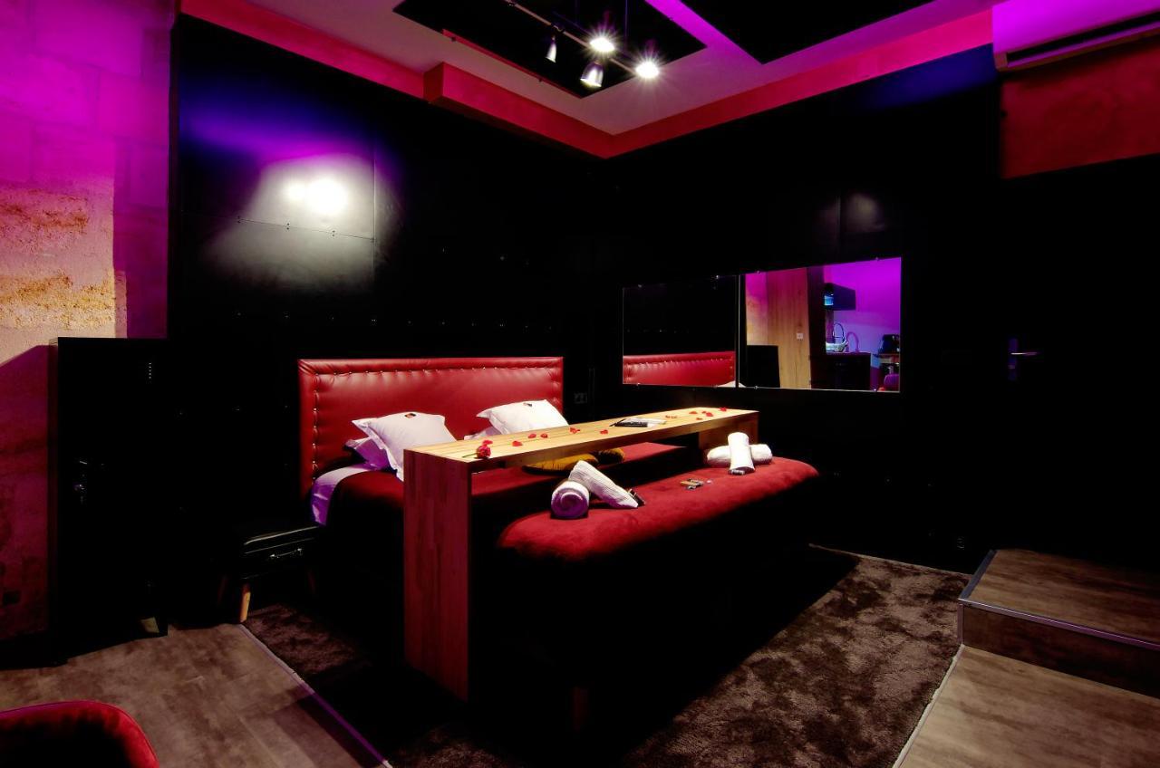 Mieuxqualhotel Jacuzzi Privatif Love Room Bordeaux Kültér fotó